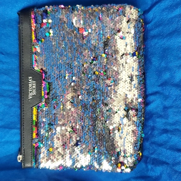 Limited Edition Victoria's Secret Sequin Pouch Make up Bag - Picture 7 of 9